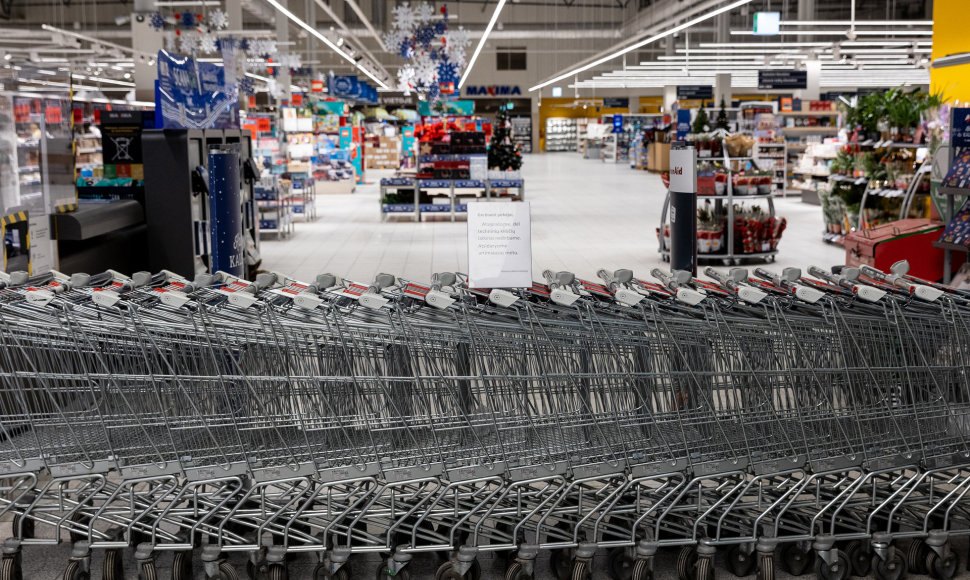 Nedirbanti parduotuvė „Maxima“ Vilniaus Akropolyje