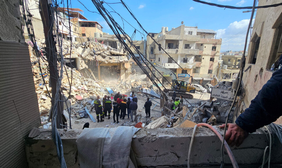 Smūgio Beirute pasekmės / - / AFP