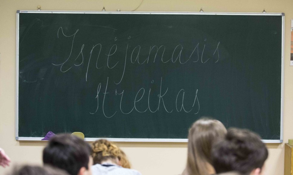 Streikas Vilniaus Simono Daukanto gimnazijoje
