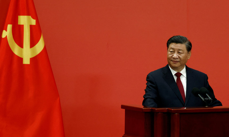 Kinijos prezidentas Xi Jinpingas Balyje susitiks su Joe Bidenu, Emmanueliu Macronu, Senegalo prezidentu ir Argentinos vadovu