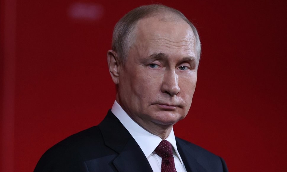 Rusijos prezidentas V.Putinas ėmėsi politikos pertvarkų