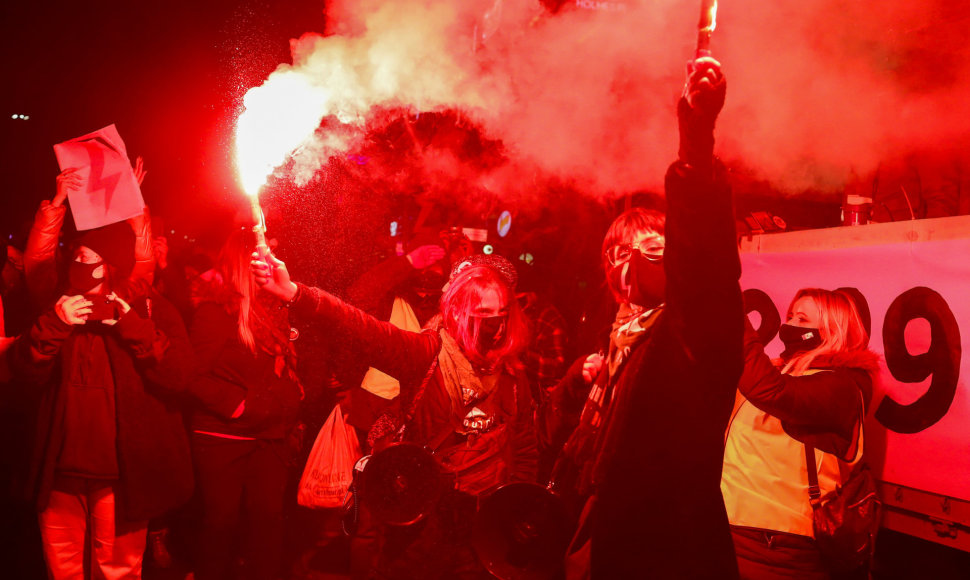 Protestas Lenkijoje Tarptautinės moters dienos proga