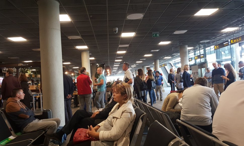 Kauno oro uoste papildomas klientų antplūdis problemų nesukėlė