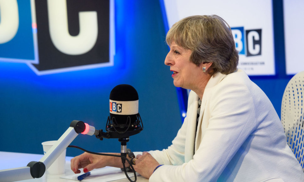 Theresa May radijo LBC laidoje