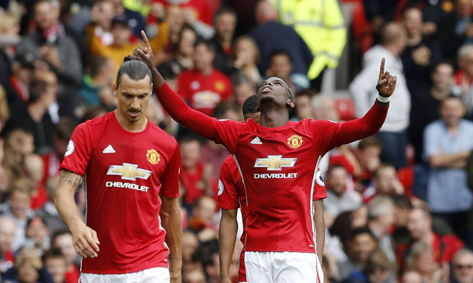 Paulis Pogba džiaugiasi įvarčiu
