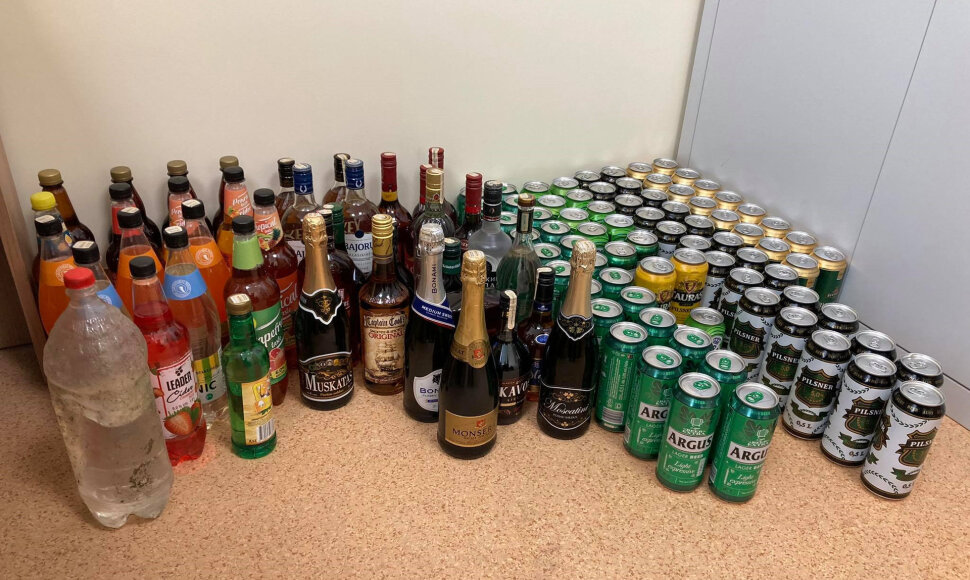 Nelegali prekyba alkoholiu