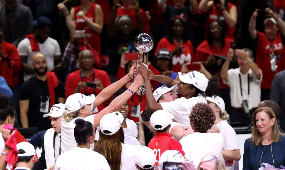 „Washington Mystics“ triumfavo WNBA 
