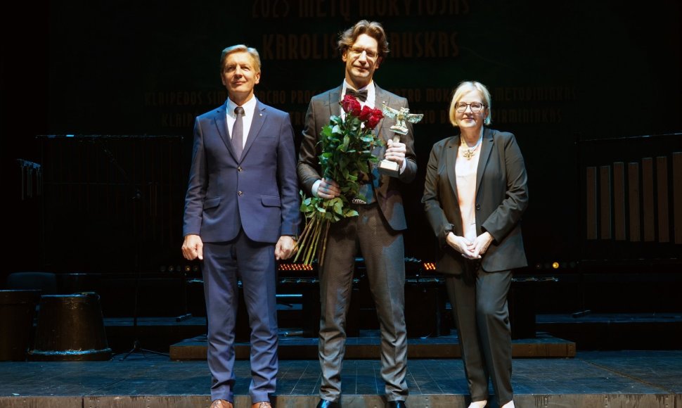 Metų mokytoju tapo Karolis Makauskas, S.Dacho progimnazijos Teatro mokytojas.