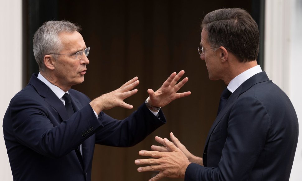 NATO vadovas Jensas Stoltenbergas ir Nyderlandų premjeras Markas Rutte