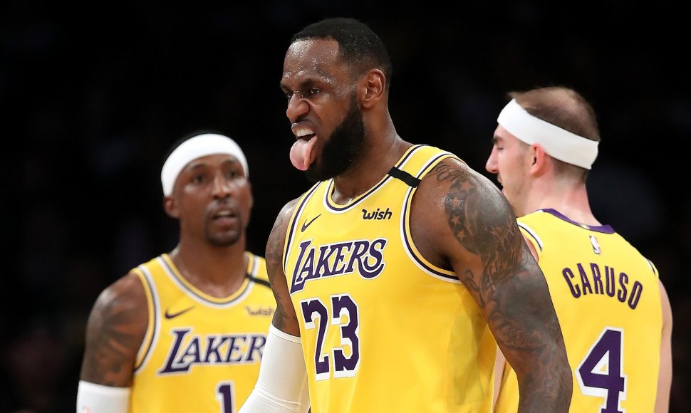 LeBronui Jamesui pranašaujamas dar vienas NBA čempiono titulas