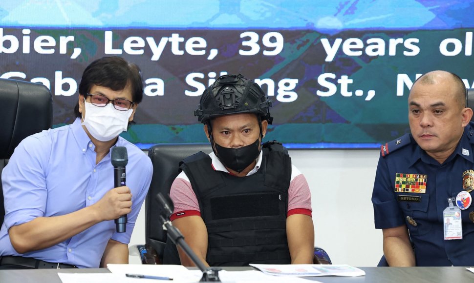Filipinų žurnalisto P.Mabasos nužudymu įtariamas J.Escorialis praėjusį mėnesį pats pasidavė institucijoms