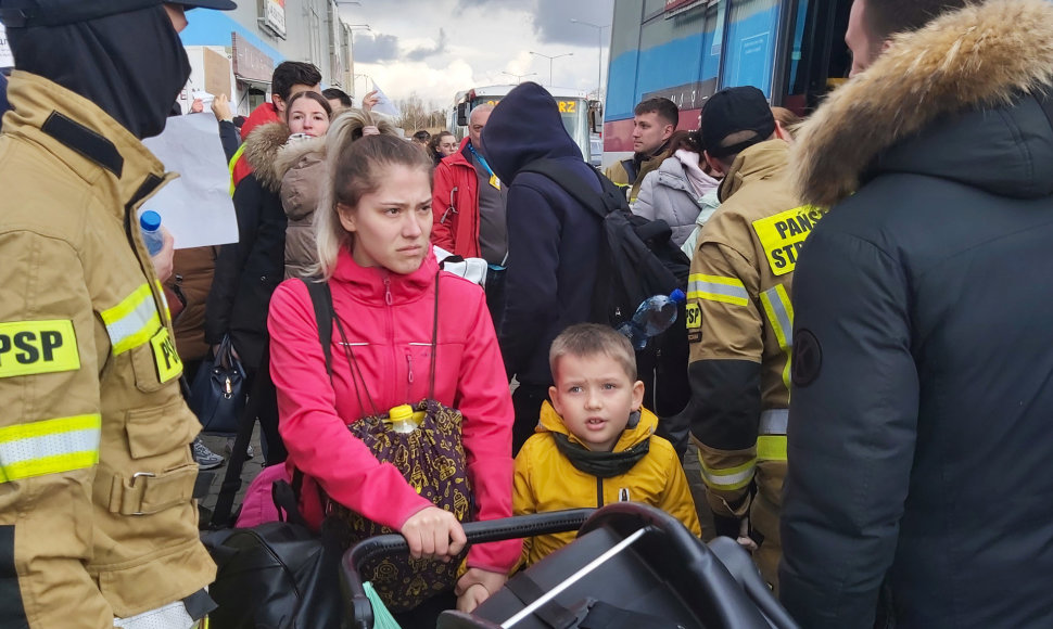 Lenkija priglaudė karo pabėgėlius iš Ukrainos