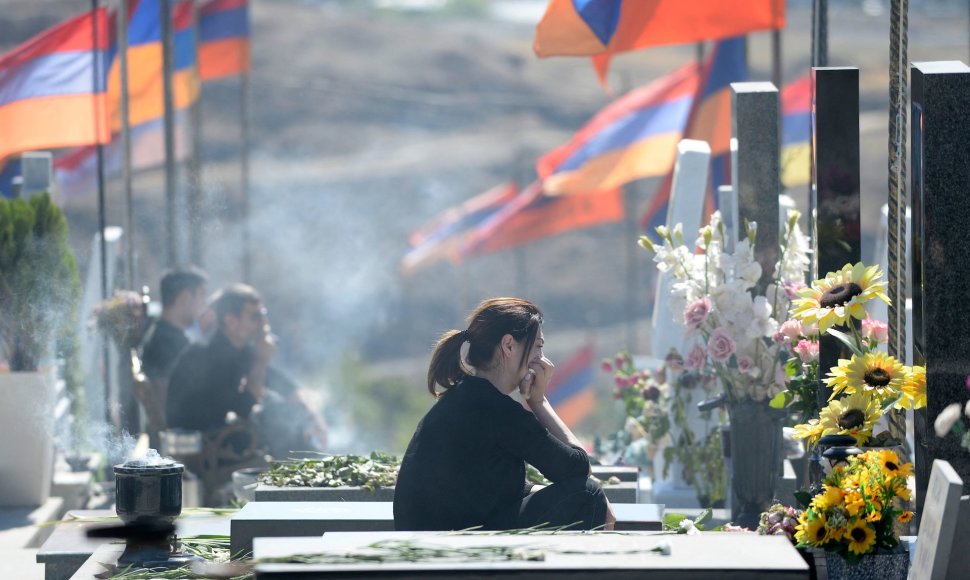 Armėnai gedi žuvusiųjų