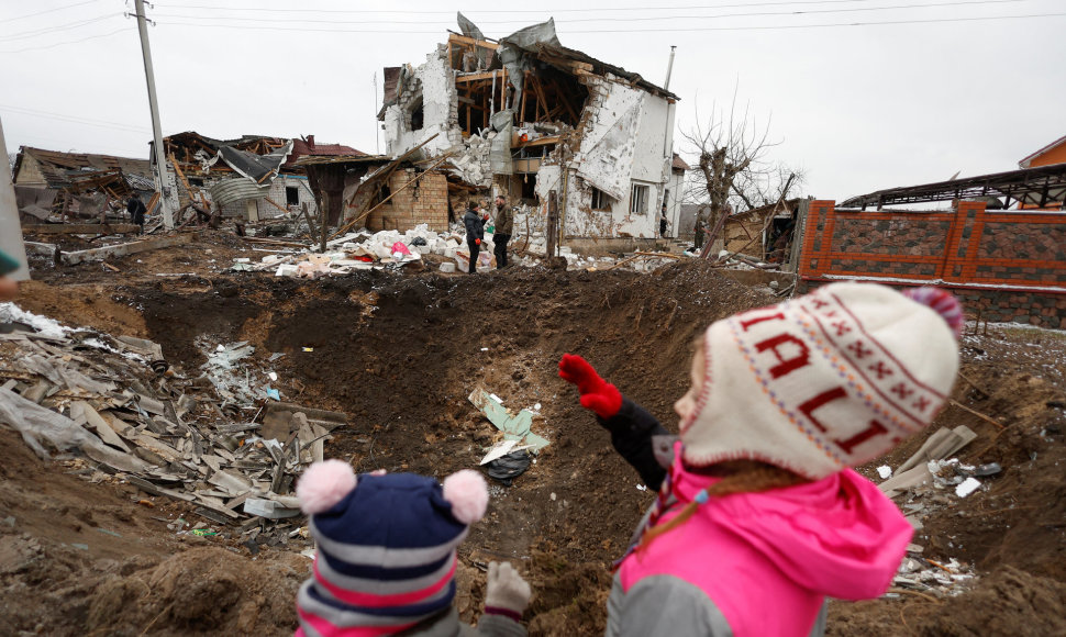Namo griuvėsiai po Rusijos apšaudymo Kyjivo srityje