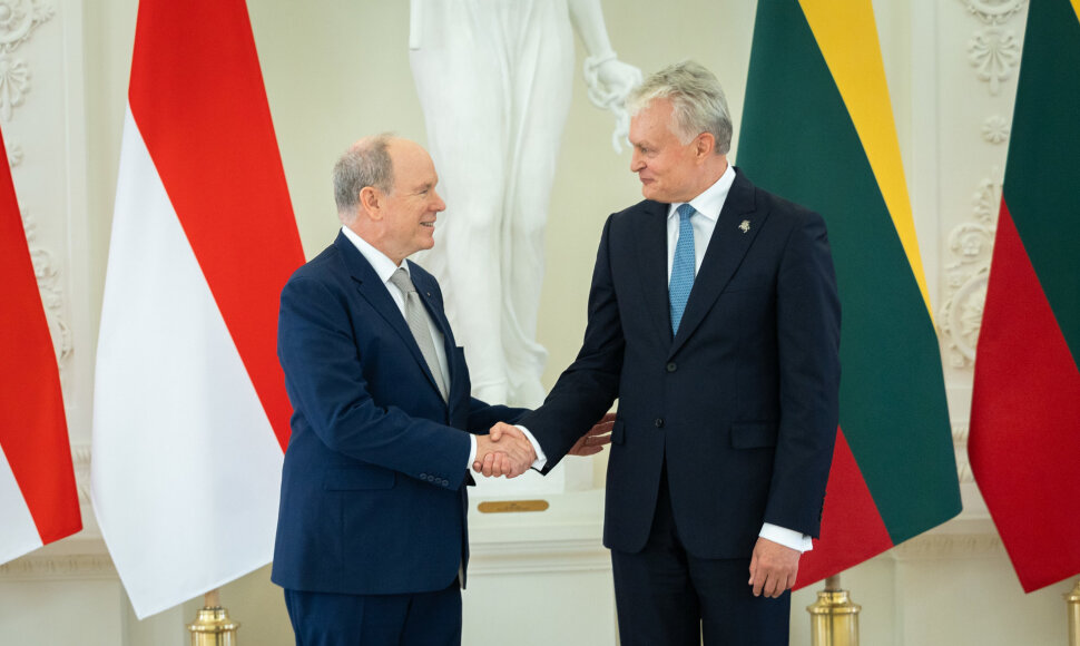 Princas Albertas II, Gitanas Nausėda
