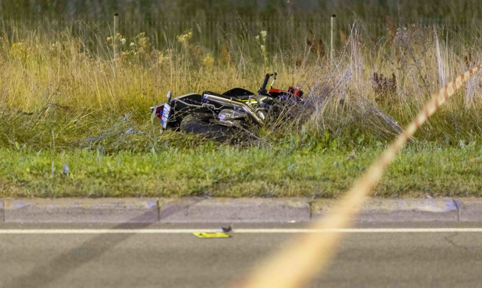 Vilniuje motociklininkas partrenkė ir mirtinai sužalojo pėsčiąjį