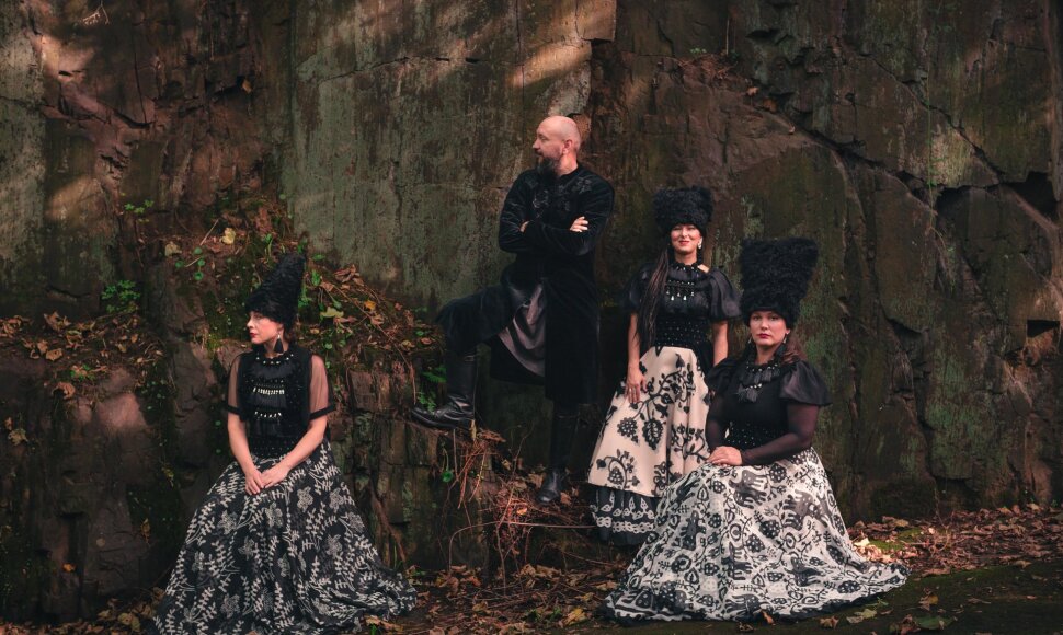 DakhaBrakha