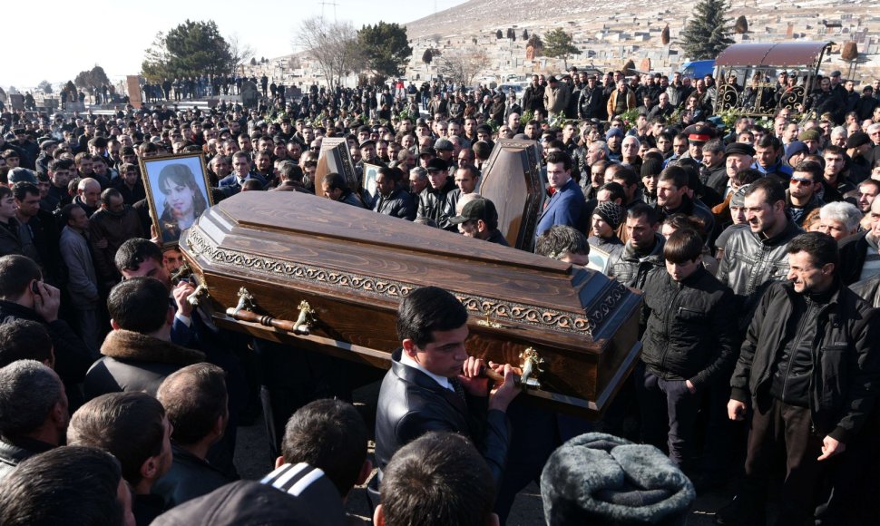 Riaušės Armėnijoje dėl Rusijos kareivio, sušaudžiusio armėnų šeimą, išdavimo 2015 m. sausio 15 d. 