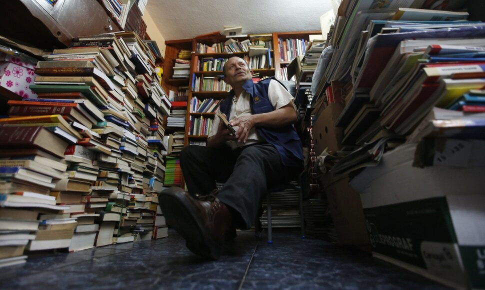 Jose Alberto Gutierrezo sukauptos knygos bibliotekoje