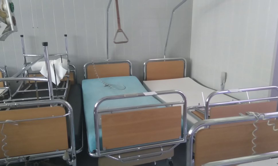 Eišiškių palaikomojo gydymo ir slaugos ligoninei Šveicarijoje padovanotos lovos