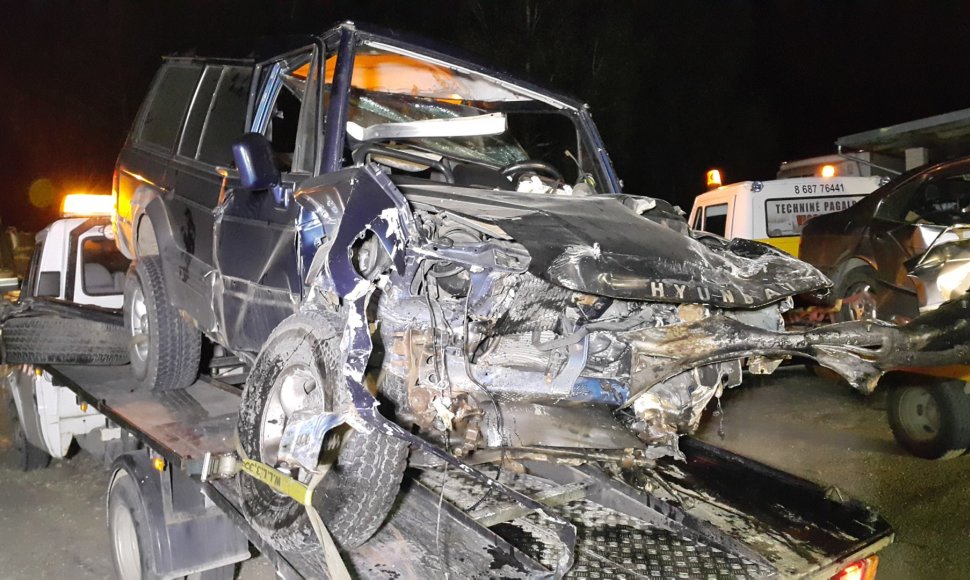  „Hyundai Galloper“ po avarijos