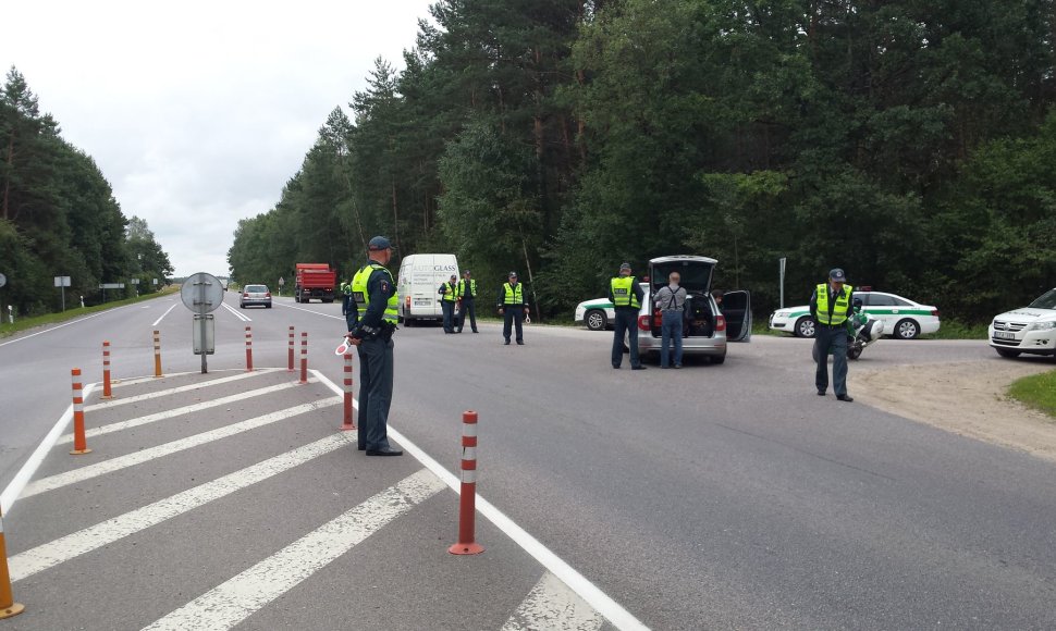 Policijos reidas