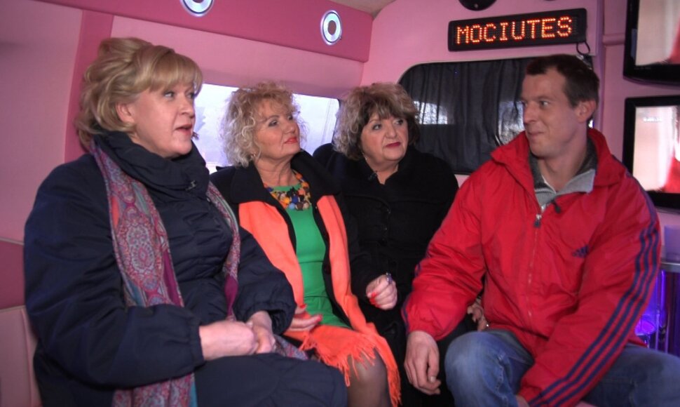 Kadras iš laidos „Pašėlusios močiutės“
