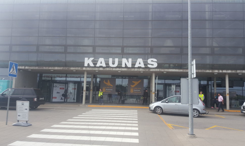 Kauno oro uoste papildomas klientų antplūdis problemų nesukėlė