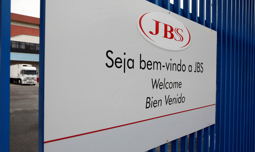 Mėsos tiekimo milžinės JBS akcininkams byloje dėl korupcijos Brazilijoje skirta 3 mlrd. JAV dolerių bauda
