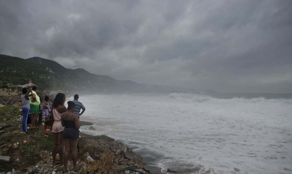 Haityje siautėja uraganas „Matthew“