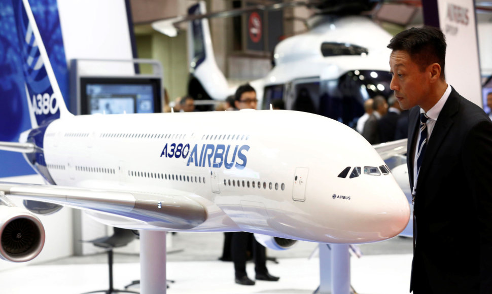 „Airbus A380“ lėktuvo modelis parodoje Tokijuje 