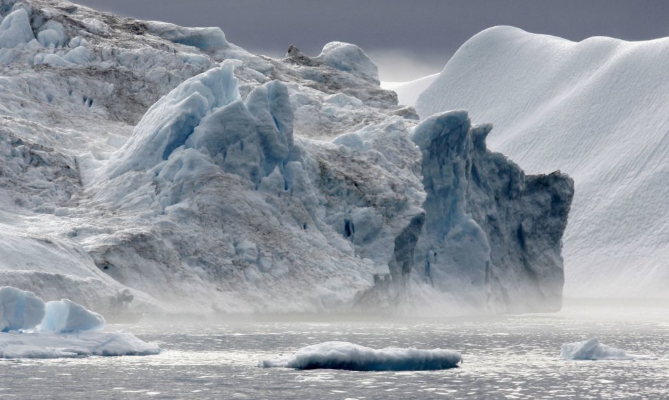 Nykstantys Grenlandijos ledynai