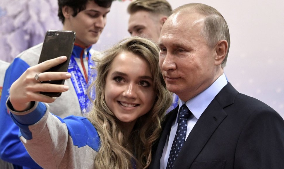 Vladimiras Putinas ir jo gerbėja 