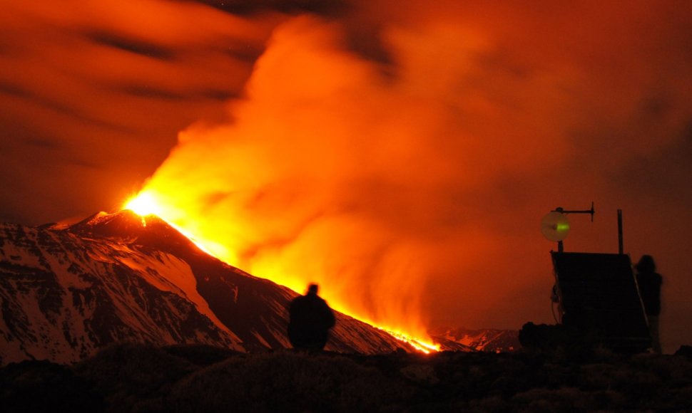 Išsiveržęs Etnos ugnikalnis