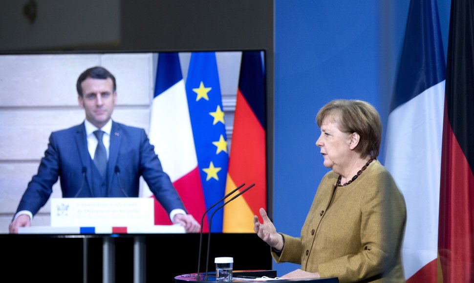 Emmanuelis Macronas, Angela Merkel