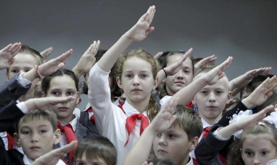 Rusijoje tęsiama pionierių judėjimo veikla