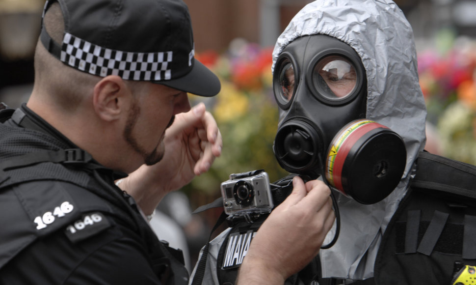 Didžiosios Britanijos pareigūnai ruošiasi užkirsti kelią teroristų išpuoliams.