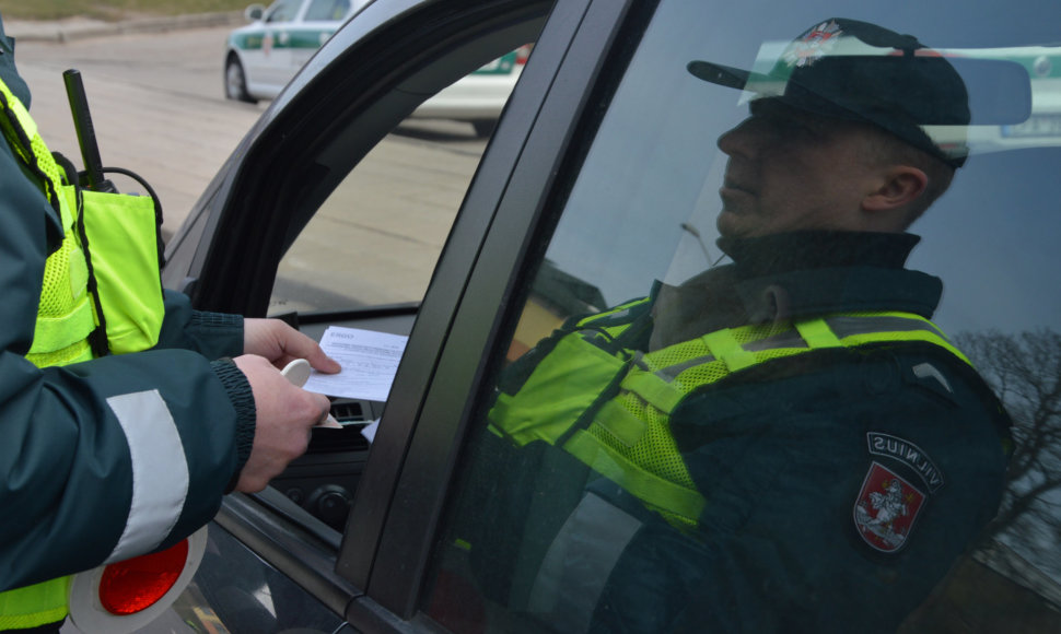 Rytinis kelių policijos reidas Vilniuje