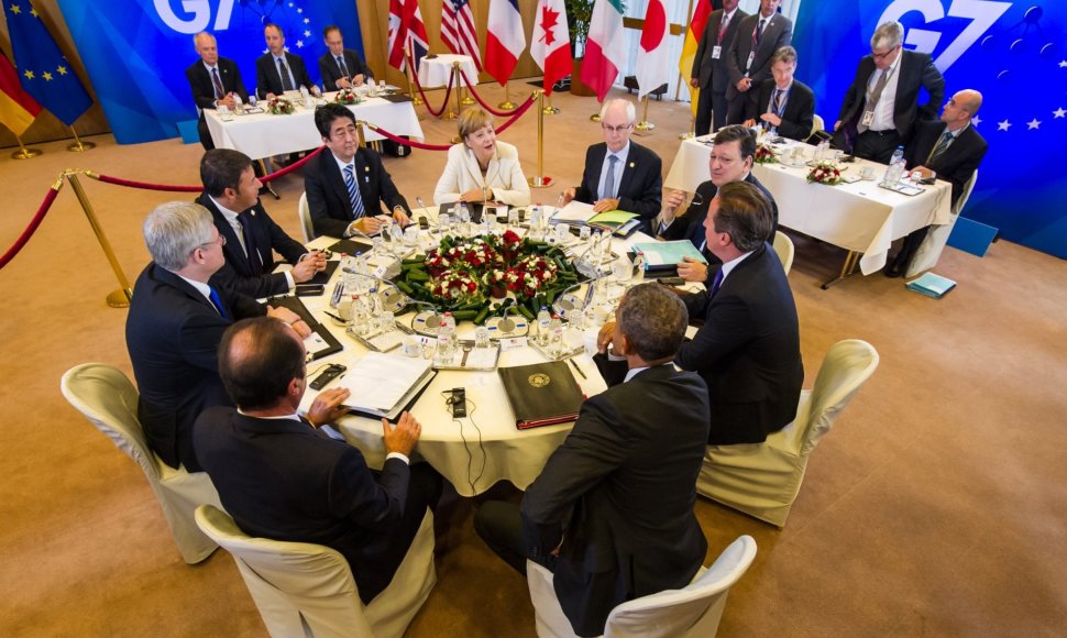 Akimirka iš G-7 susitikimo.