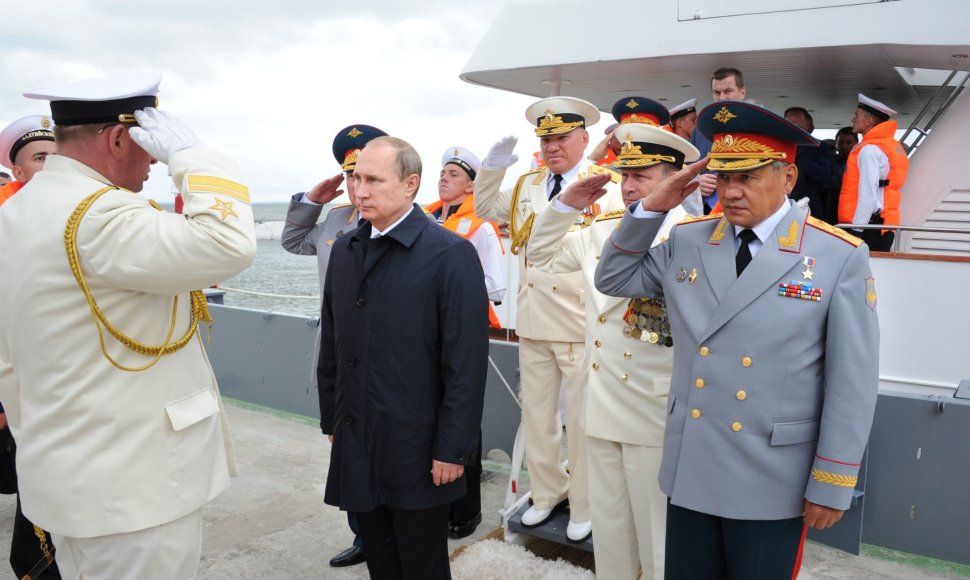 Vladimiras Putinas priima V.Kravčuko pasveikinimą