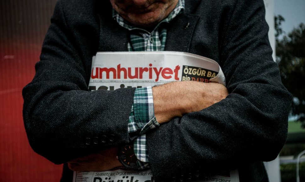 Suimtas opozicinio Turkijos dienraščio vadovas