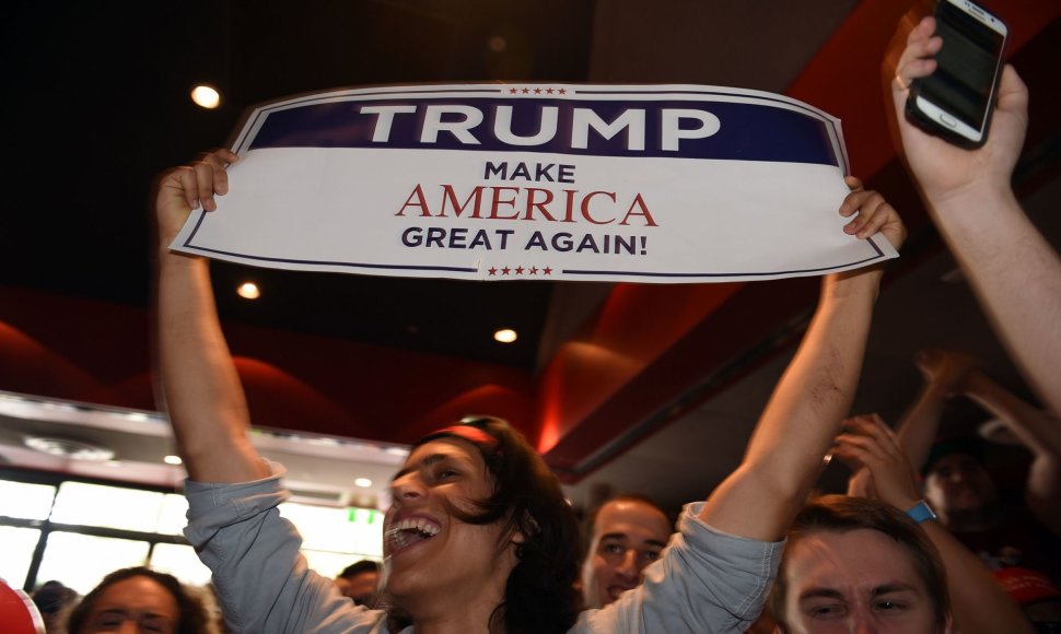 Amerikiečiai švenčia Donaldo Trumpo pergalę prezidento rinkimuose