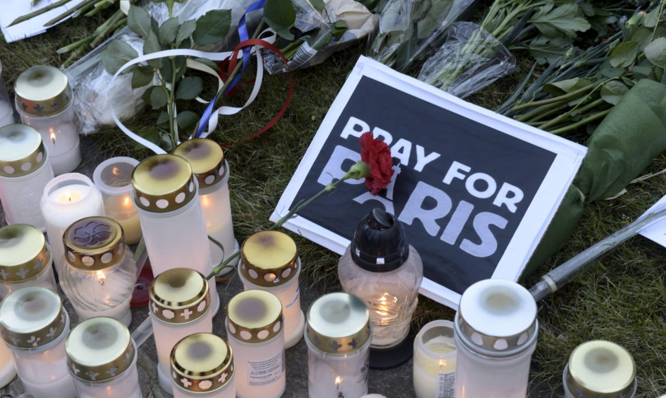 Paryžius po kruvinų išpuolių