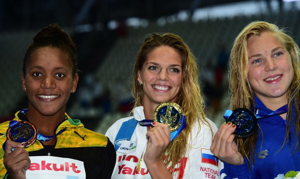 Alia Atkinson, Julija Jefimova ir Rūta Meilutytė