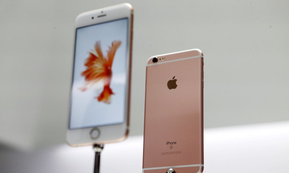 „iPhone“ nuo šiol bus galima rinktis ir iš naujo aukso spalvos atspalvio