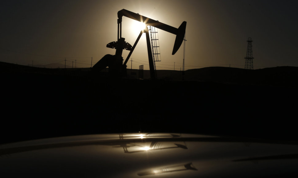 Naftos gavybos vieta Kalifornijoje