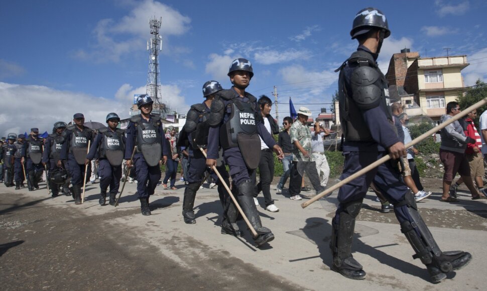 Nepalo policininkai