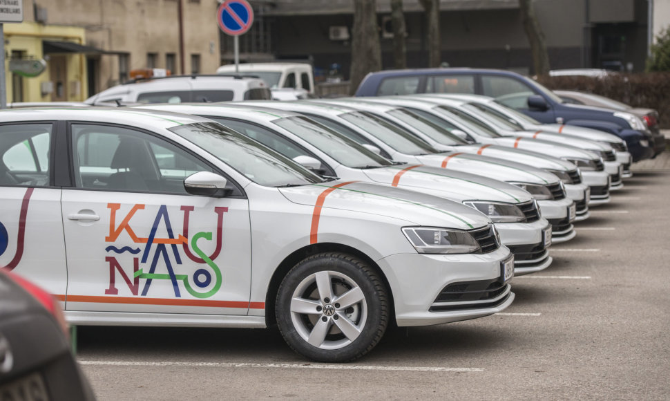 Kauno miesto savivaldybė išsinuomojo ekonomiškus automobilius