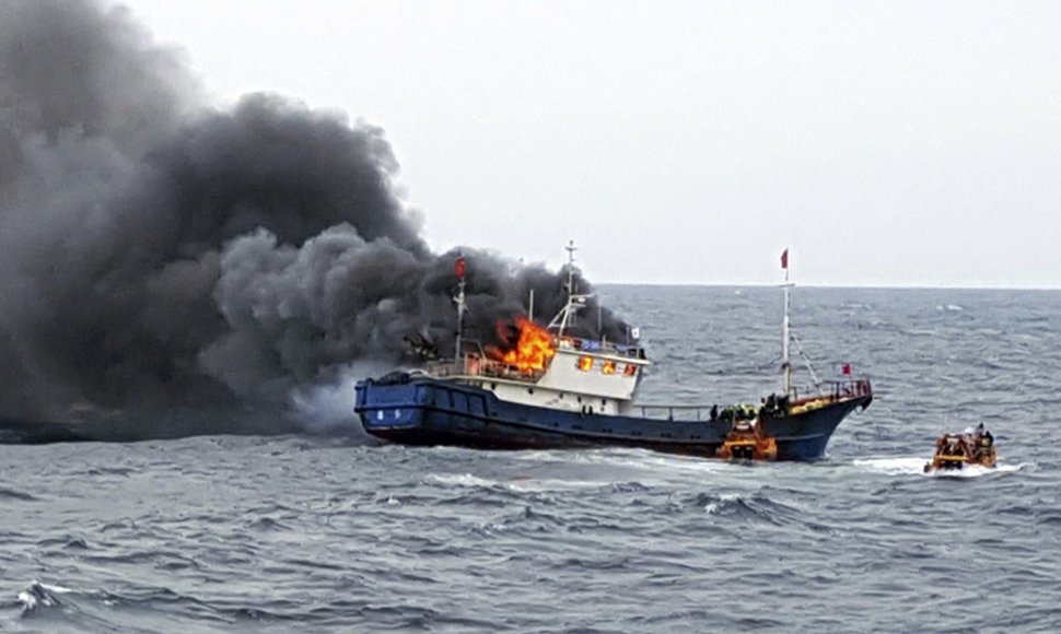 Pietų Korėjos pakrantės sargyba pražudė tris Kinijos žvejus