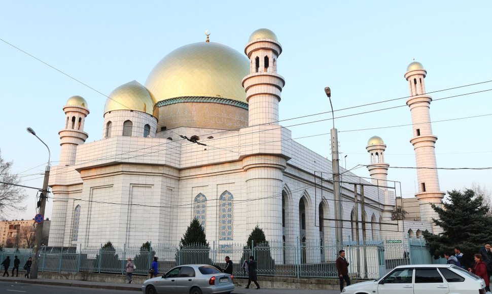  Centrinė Almatos mečetė